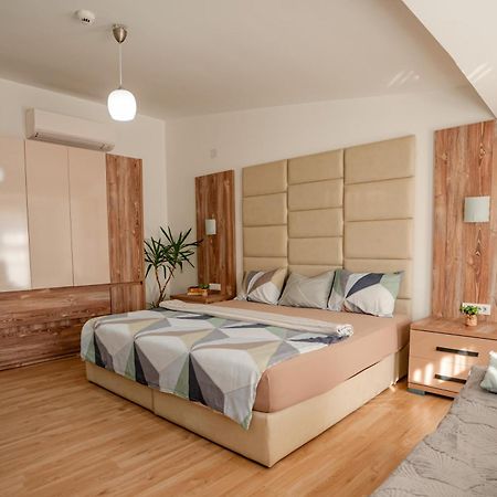 City Center Apartment オフリド エクステリア 写真